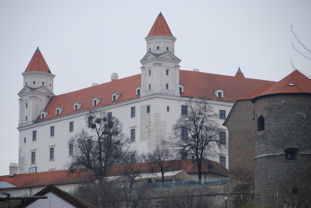 Stay In City Apartment Bastova Bratislava Exterior photo