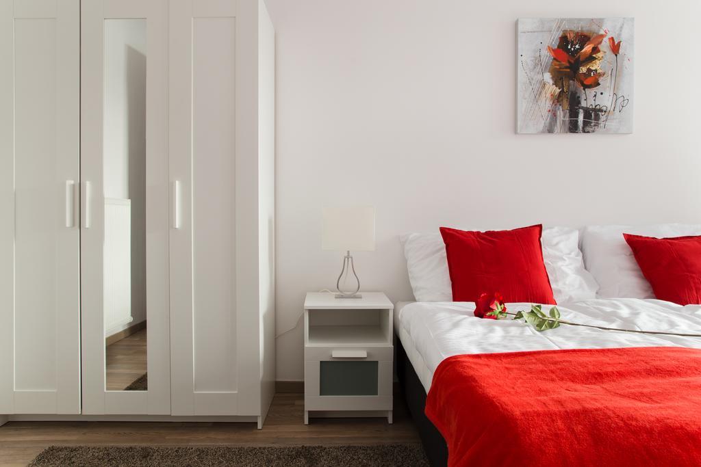 Stay In City Apartment Bastova Bratislava Exterior photo