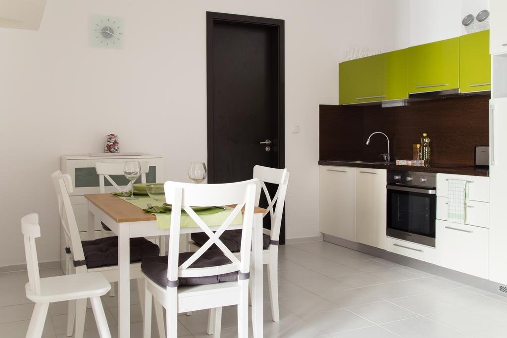Stay In City Apartment Bastova Bratislava Exterior photo