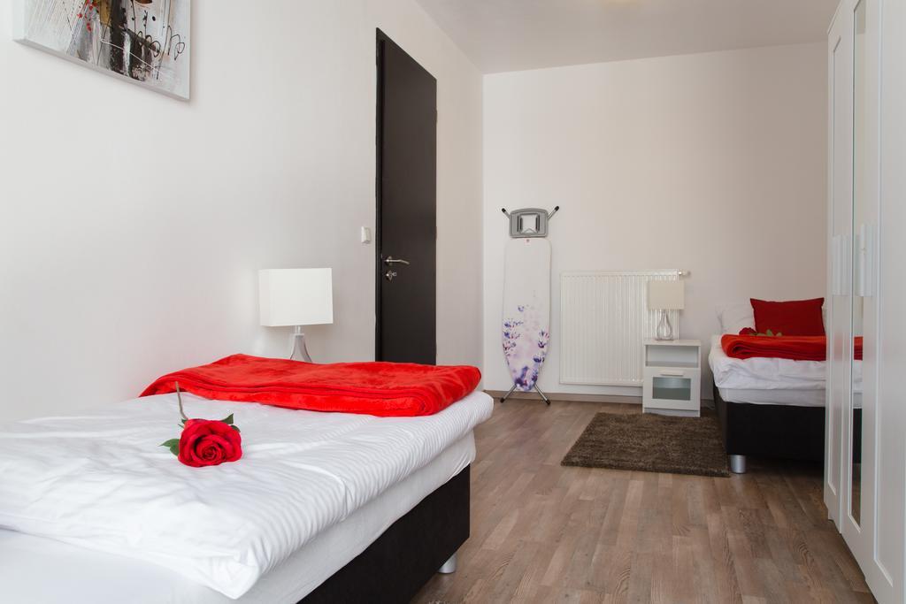 Stay In City Apartment Bastova Bratislava Exterior photo