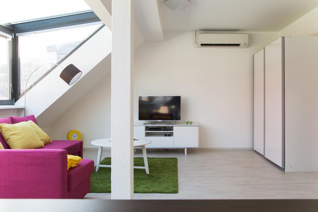 Stay In City Apartment Bastova Bratislava Exterior photo